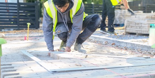 Lantra and BALI Launch new survey to explore barriers people face when getting into the landscaping industry