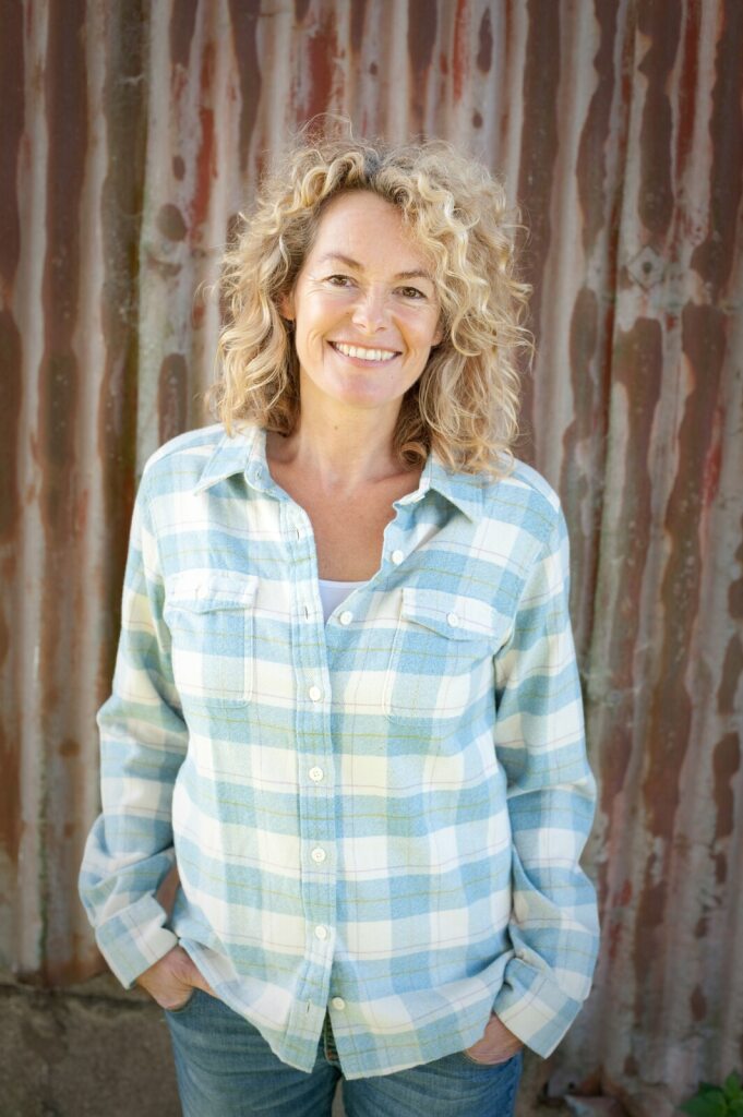 Kate Humble Announced as 2025 LBEL Awards Host